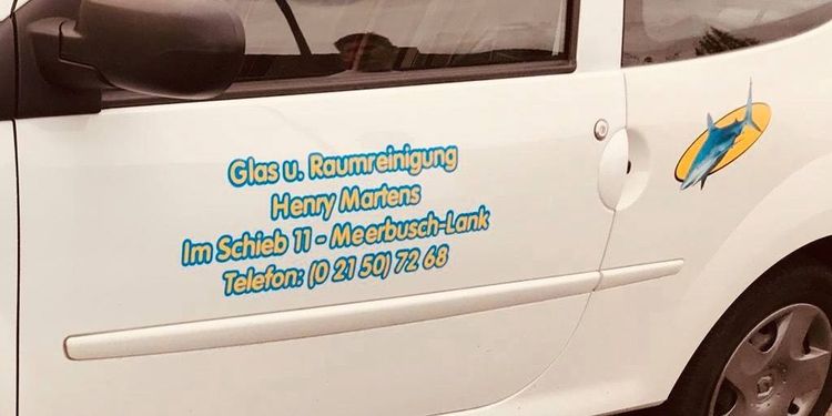 Das Team von GLAS- UND RAUMREINIGUNG MARTENS