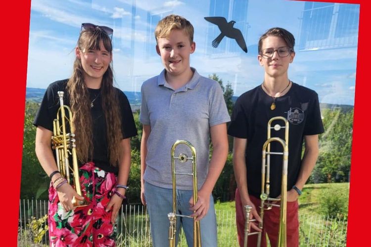 Prüfungen erfolgreich absolviert