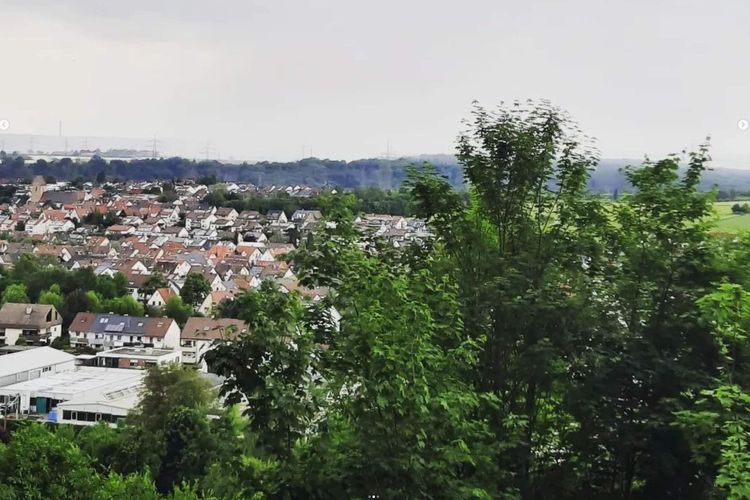 Über dem Lenninger Tal