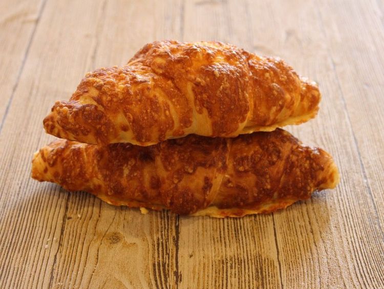 Beispielbild für Käsecroissant