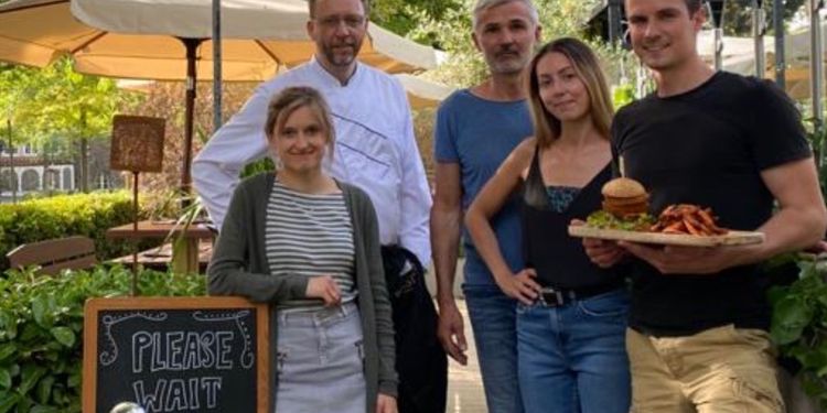 Das Team von Kastanie Meerbusch