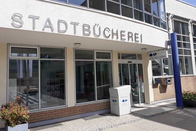 Neue Comics und Mangas