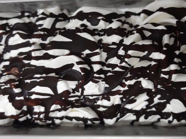 Beispielbild für Hausgemachtes italienisches Stracciatella-Eis​