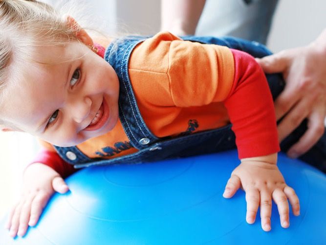 Beispielbild für Therapien für Säuglinge und Kinder