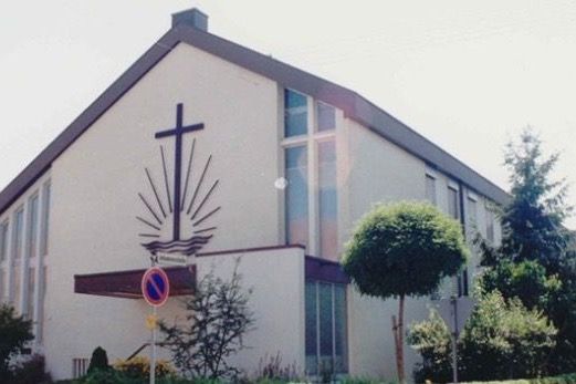 Sonntag, 21.1.  10 Uhr Übertragung Bezirksapostelgottesdienst