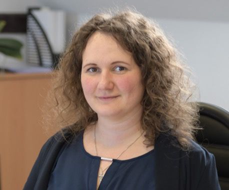 Kontaktbild von Frau Julia Klug
