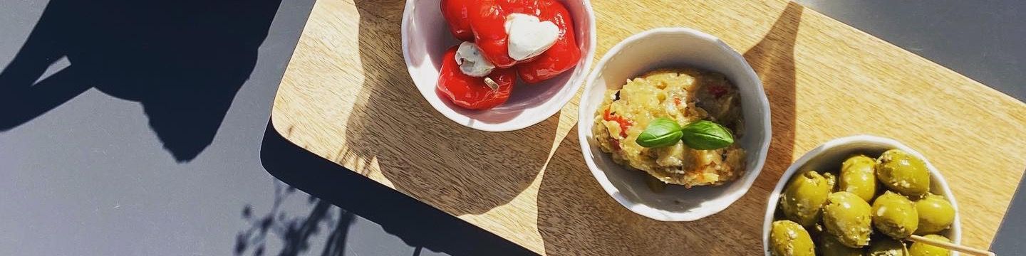 Titelbild von Heinrichs Café